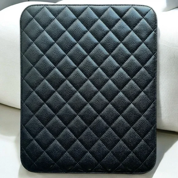 CHANEL Black Calfskin Quilted Classic iPad Tablet Case - Authentic - Picture 2 of 3